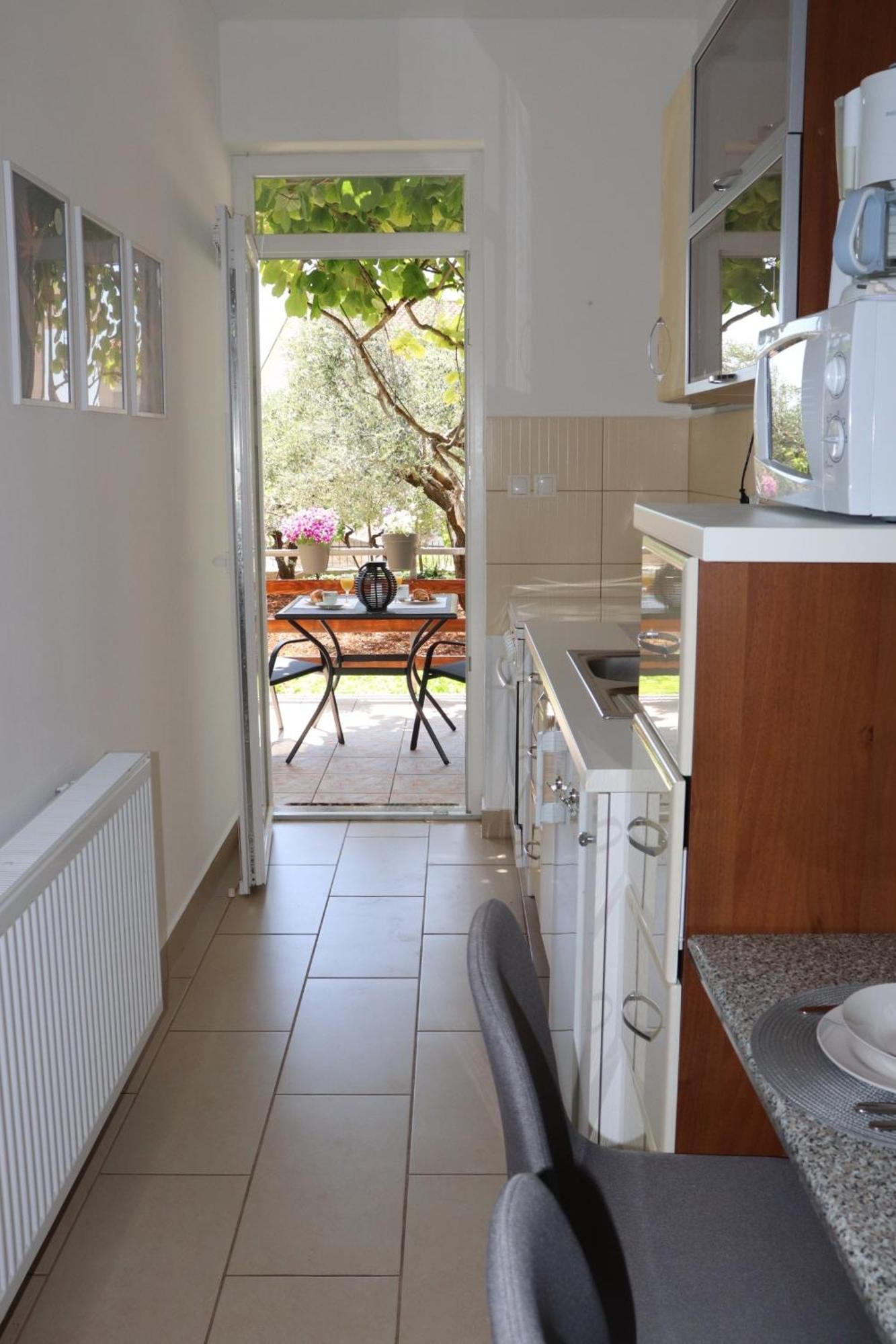 Apartments And Rooms With Parking Space Krk - 5294 كرك الغرفة الصورة